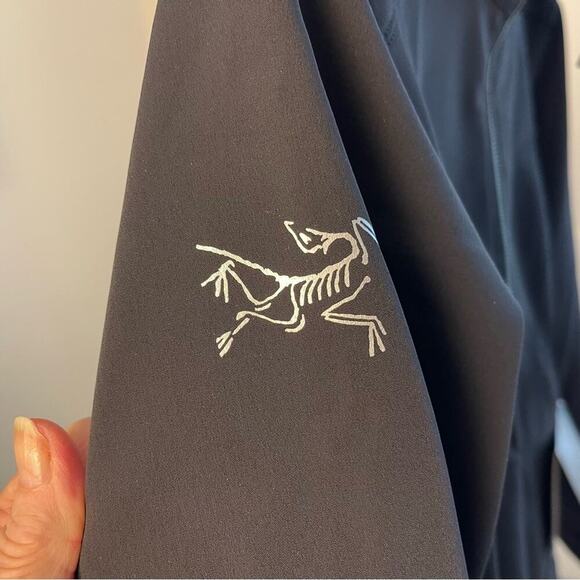 Arc'teryx Women’s Epsilon Black Performance Jacket Soft-Shell Design, GorpCore L - Picture 5 of 7